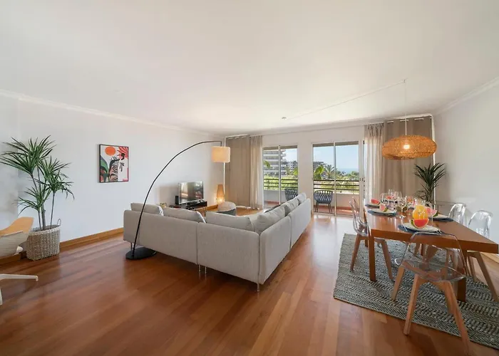 Monumental Place By An Island 公寓