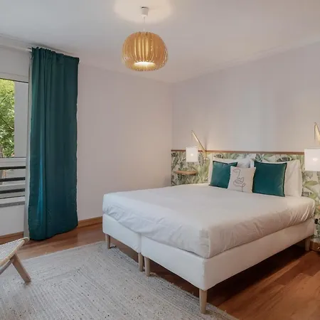 Apartament Monumental Place By An Island