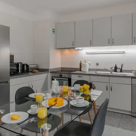 아파트 Monumental Place By An Island